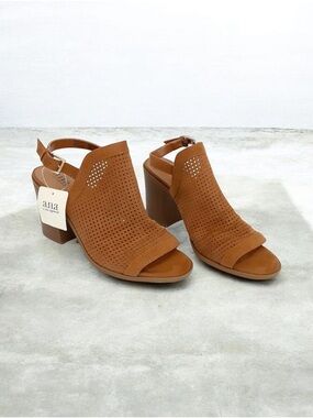 7.5 ANA Madelyn Block Heels Cognac Camel Vegan Suede Peep‎ Toe Sandals Women’s